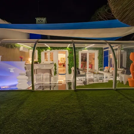 Chelsea Villa *