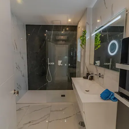 Chelsea Villa Vilamoura