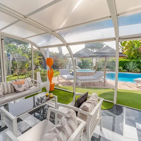Chelsea Villa