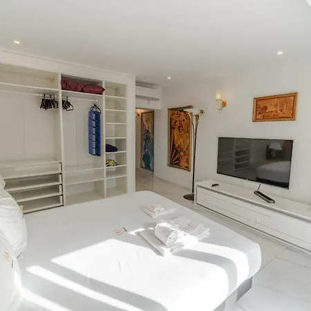 Villa Chelsea