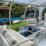 Villa Chelsea